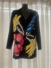 Cardigã Escada preto de lã colorido floral lantejoulas  comprar usado Cardigã Escada preto de lã colorido floral lantejoulas  comprar usado  Enviando para Brazil