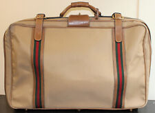 Valigia gucci monogram usato  Italia