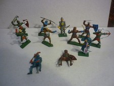 Lot figurines chevaliers d'occasion  Saint-Priest-Taurion