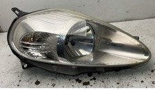 Faro anteriore destro usato  Albisola Superiore
