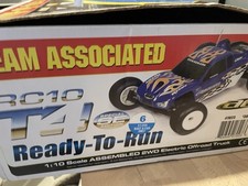Team associated rc10t4 d'occasion  Le Havre-