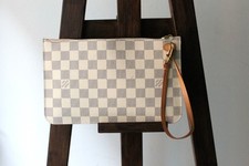 Louis vuitton pochette d'occasion  Paris XVIII