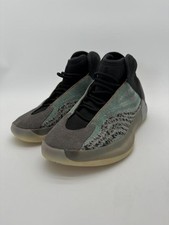 Size 9.5m 11w for sale  Fargo