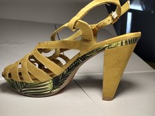 Sandali donna tacco usato Sandali donna tacco usato  Cappella Maggiore