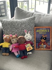 Conjunto de 4 brinquedos de boneca de pelúcia PBS Arthur, DW, Buster e Francine novos com etiquetas 6 x 9 comprar usado  Enviando para Brazil