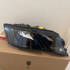 skoda octavia headlight for sale  MITCHAM