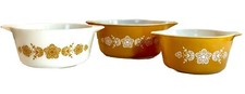 Set vtg pyrex for sale  Windermere