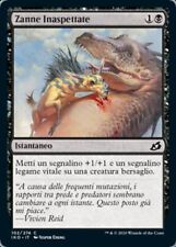 Mtg unexpected fangs usato  Bari