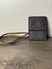 Cordão estojo cartão couro amuleto jet set pequeno Michael Kors, usado comprar usado  Enviando para Brazil