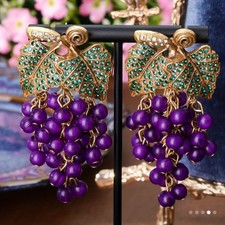 Beautiful purple grape for sale  Youngstown