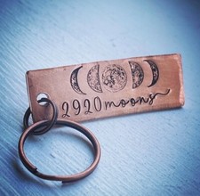Chaveiro bronze 8º aniversário de casamento tradicional presente marido esposa comprar usado  Enviando para Brazil