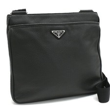 Bolsa de ombro PRADA 2VH019 triangular logotipo placa tiracolo couro preta usada F/S comprar usado  Enviando para Brazil