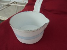 Petite casserole émaillée d'occasion Petite casserole émaillée d'occasion  Vendeuvre-du-Poitou