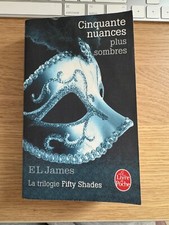 Livre nuances sombres d'occasion  Montreuil