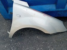 Parafango anteriore destro usato  Italia