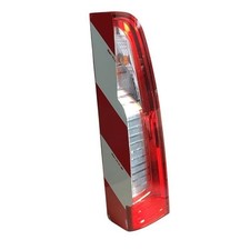 Feu arrière droit d'occasion Feu arrière droit d'occasion  Lesquin