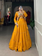 Robe créateur indienne d'occasion  Expédié en France