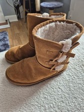 Ladies uggs for sale  MONTROSE