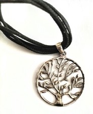 Collana con albero usato  Acireale