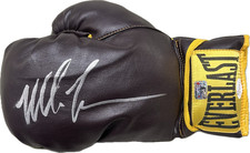 Luva de boxe Mike Tyson assinada couro Everlast esquerda 14 oz holograma JSA Tyson comprar usado Luva de boxe Mike Tyson assinada couro Everlast esquerda 14 oz holograma JSA Tyson comprar usado  Enviando para Brazil