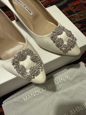 Manolo blahnik hangisi usato  Firenze