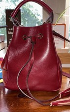 red purse for sale  Valparaiso