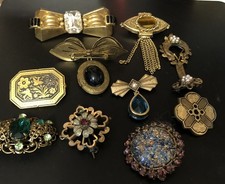 Lote de broches vintage/antiguos algunos broches de trombón y C y rellenos de oro segunda mano  Embacar hacia Mexico