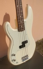 Fender précision basse d'occasion  Villers-lès-Nancy