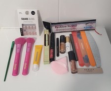 Make beauty bundle for sale  FELIXSTOWE