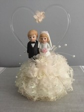 Topper de bolo de casamento vintage vidro coração loiro noiva e noivo década de 1960 renda de tule comprar usado  Enviando para Brazil