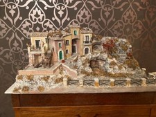Presepe artigianale completo usato  Cosenza