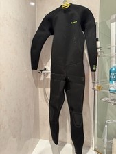 Olaian men wetsuit for sale Olaian men wetsuit for sale  KIRRIEMUIR