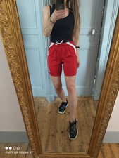 Short rouge adidas d'occasion  Trouville-sur-Mer