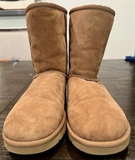 Ugg classic short for sale  Commerce City