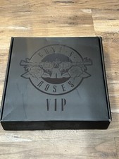 Usado, LIVRO DE CAPA DURA GUNS N ROSES 2016 NÃO NESTA VIDA TURNÊ VIP comprar usado  Enviando para Brazil
