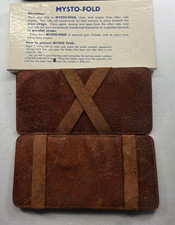 Carteira de cartão de couro marrom vintage Mysto-Fold Magic Trick comprar usado Carteira de cartão de couro marrom vintage Mysto-Fold Magic Trick comprar usado  Enviando para Brazil