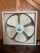 Usado, Ventilador de caixa de metal vintage Mcm GE General Electric 3 velocidades 5 lâminas década de 1950 20” comprar usado  Enviando para Brazil