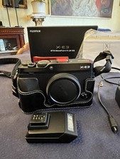 Macchina mirrorless fujifilm usato  Torino