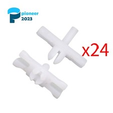Moulding clip set d'occasion  Expédié en Belgium