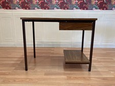Bureau design 1950. d'occasion  Talmont-Saint-Hilaire