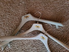 Kleiderbügel camel collection gebraucht kaufen  Langquaid