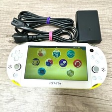 PlayStation Vita Wi-Fi verde limão/branco + carregador original + ok estado comprar usado  Enviando para Brazil