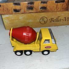 Usado, Misturador de concreto vintage Tonka Truck pequeno aço prensado amarelo e vermelho lixeiras 4x3 comprar usado  Enviando para Brazil