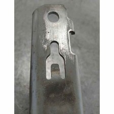 Cerniera cofano motore usato  Mineo
