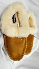 Manitobah mukluks cabin for sale  El Prado