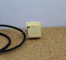 Collana ciondolo legno usato Collana ciondolo legno usato  Lecco