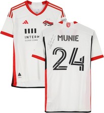 Camiseta branca Daniel Munie San Jose Earthquakes assinada MU #24 - Temporada 2024 - G comprar usado  Enviando para Brazil