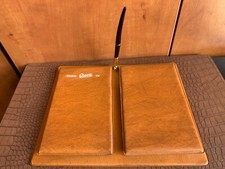 Notebook de mesa vintage com caneta., usado comprar usado  Enviando para Brazil
