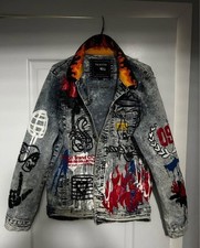  Jaqueta jeans bordada Reason NYC chamas grandes lançamento limitado  comprar usado  Enviando para Brazil