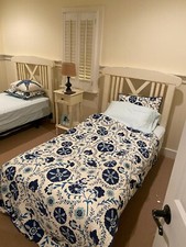 Pair twin beds for sale  Atlanta
